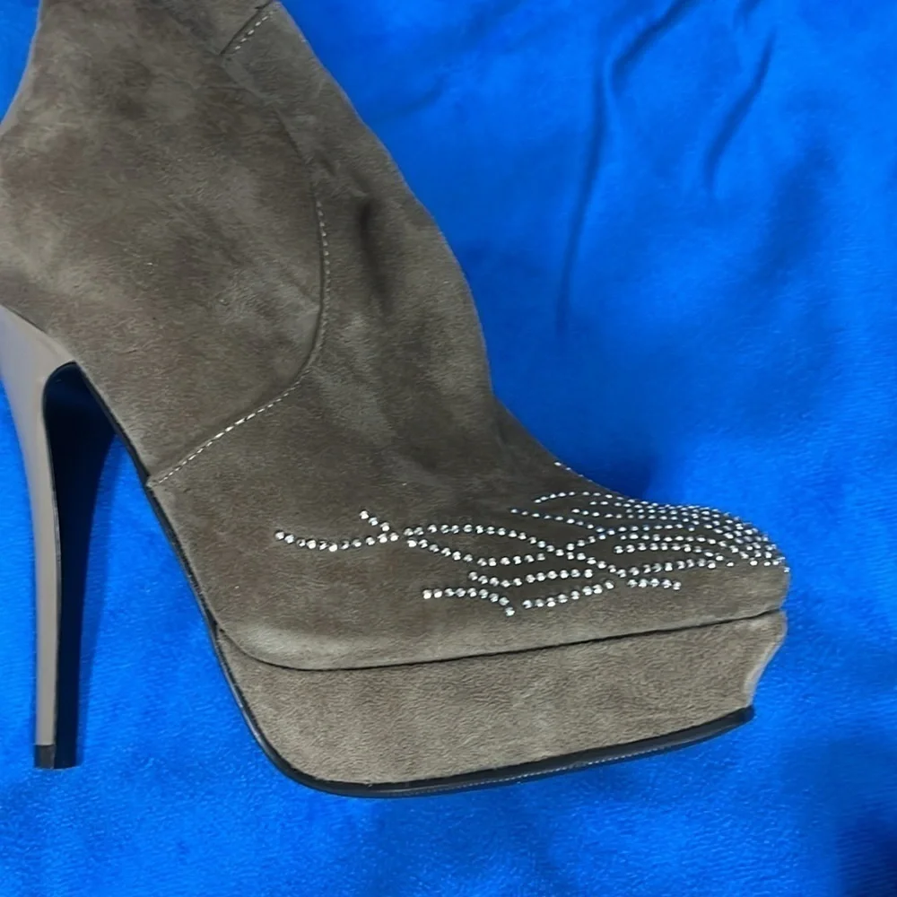 ⭐️ Sexy Knee-high platform boots with sparkle design- size 38 - Picture 10 of 15
